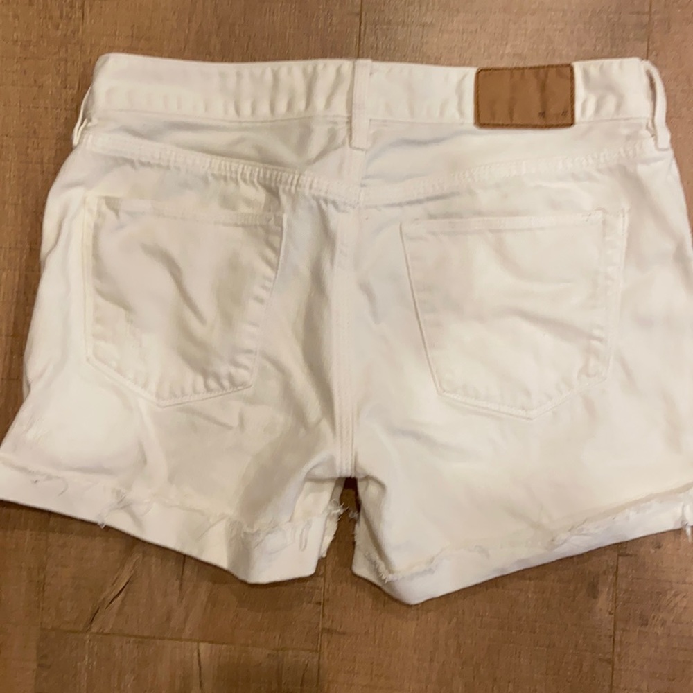 Madewell cuffed white shorts mid rise 4” inseam